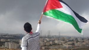 الحرية تنزع